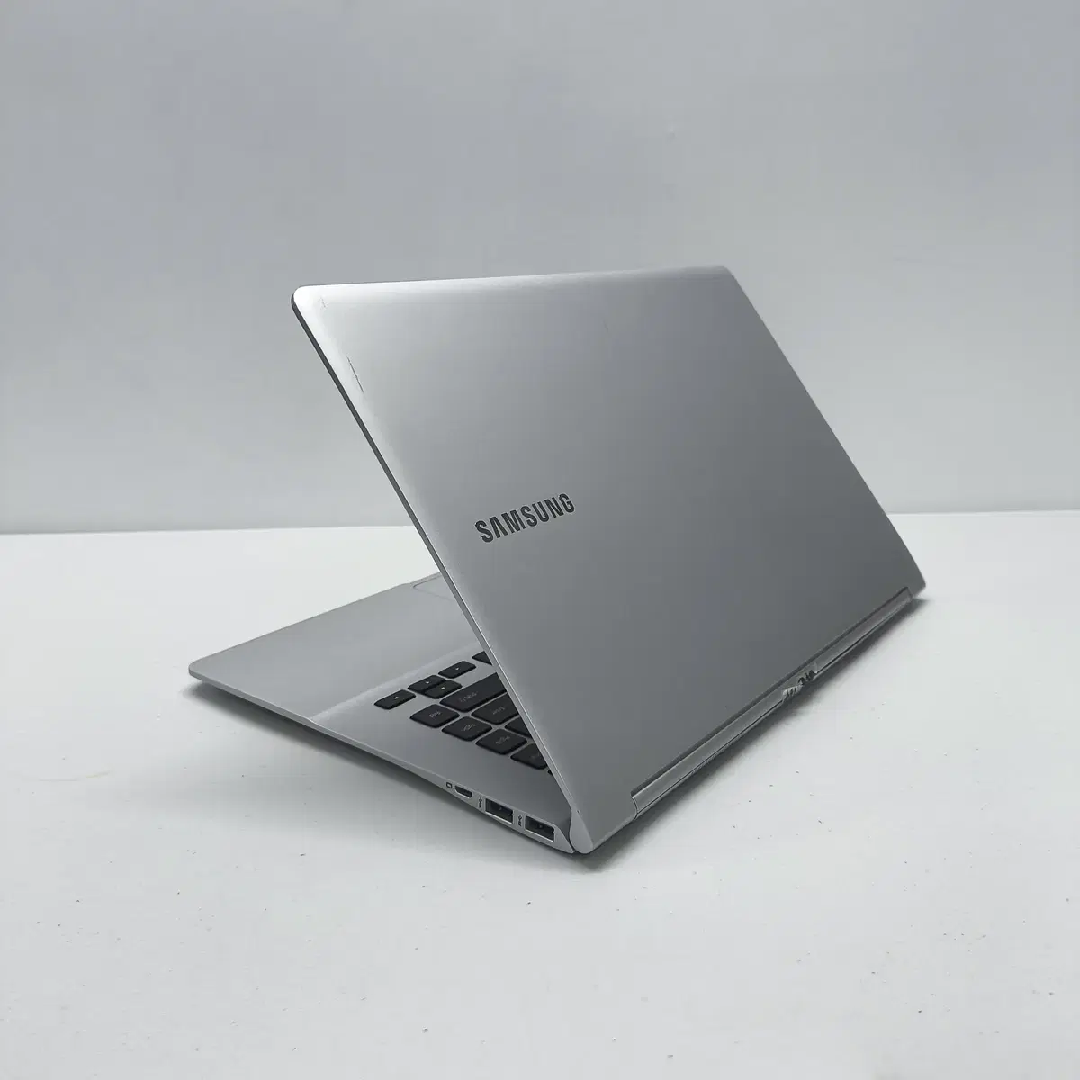 램16 SSD 기본 장착 삼성 노트북9 NT900X4D-K58