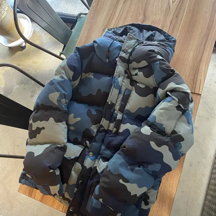 베이프 bape 신세계 패딩