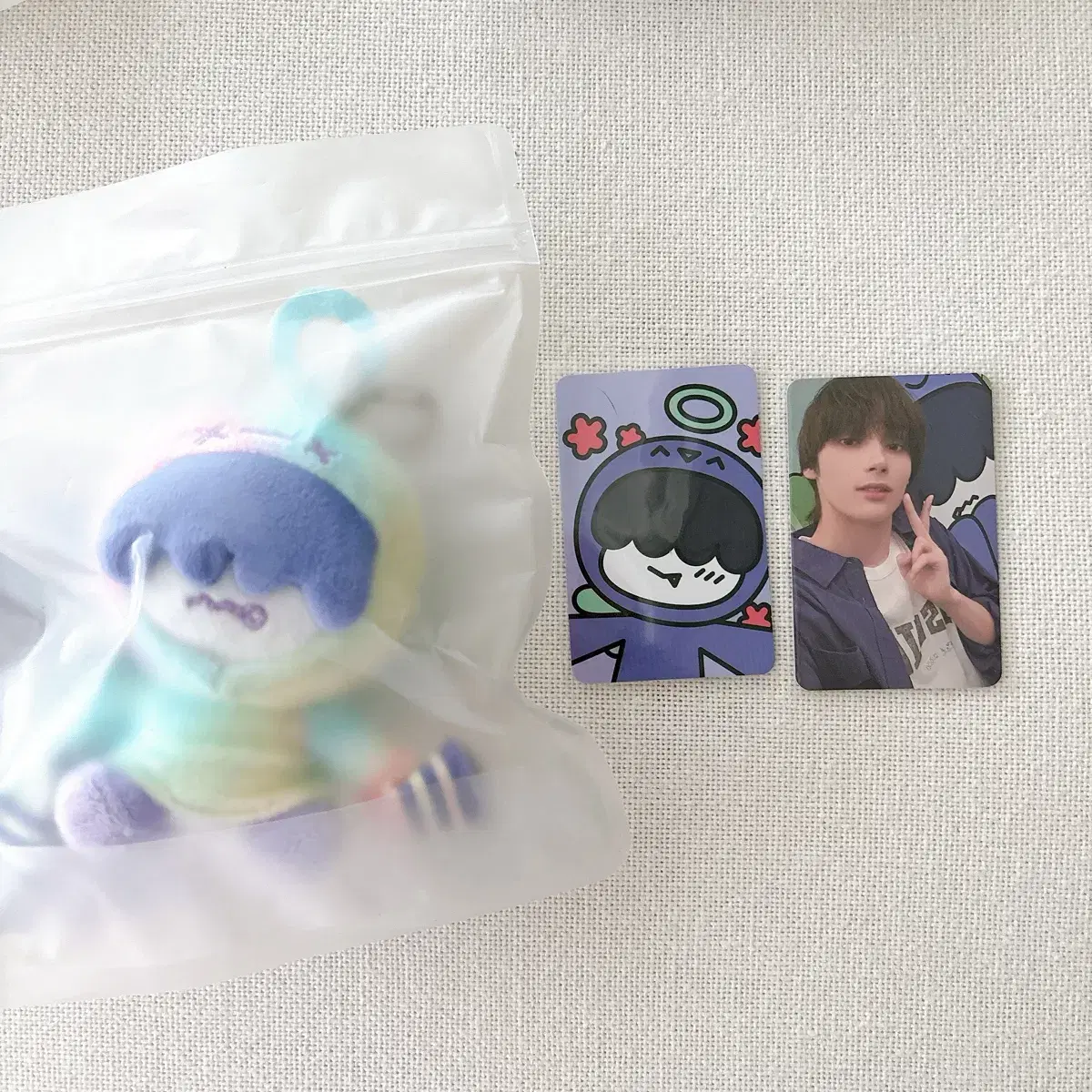 txt hornbatu rainbow doll pop up photocard set humnyaring