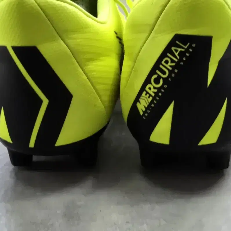 나이키 Mercurial Vapor XII 아카데미 HG(701)265