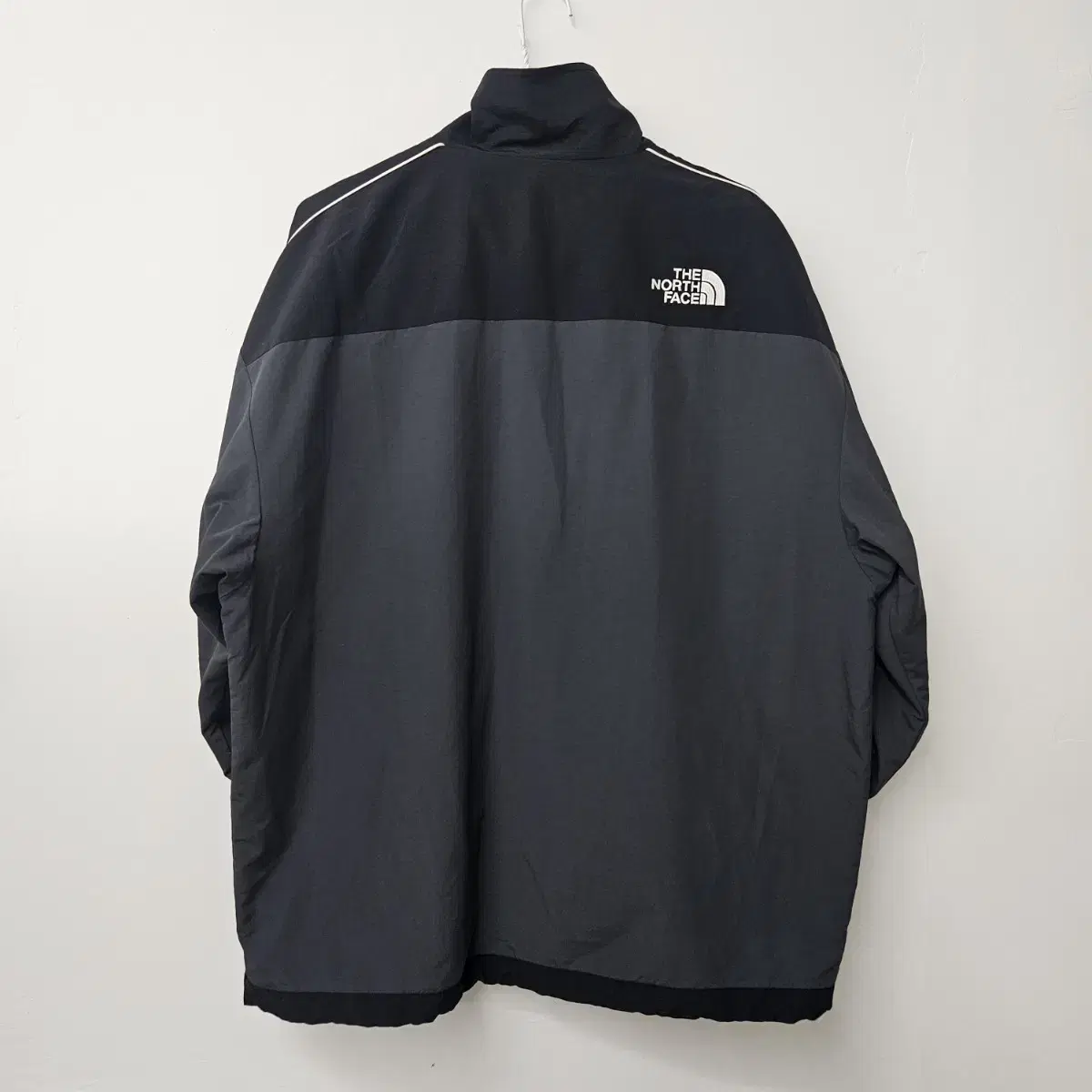 The North Face 더노스페이스 바람막이