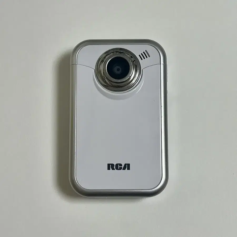 RCA EZ205 디지털 캠코더 빈티지 카메라