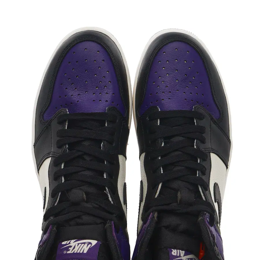 Air Jordan 1 Retro High OG Court Purple 555088-501