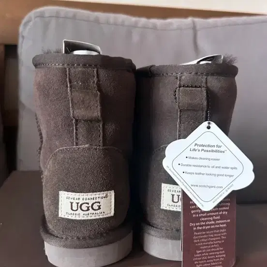 정품 어그부츠 미니 UGG 245