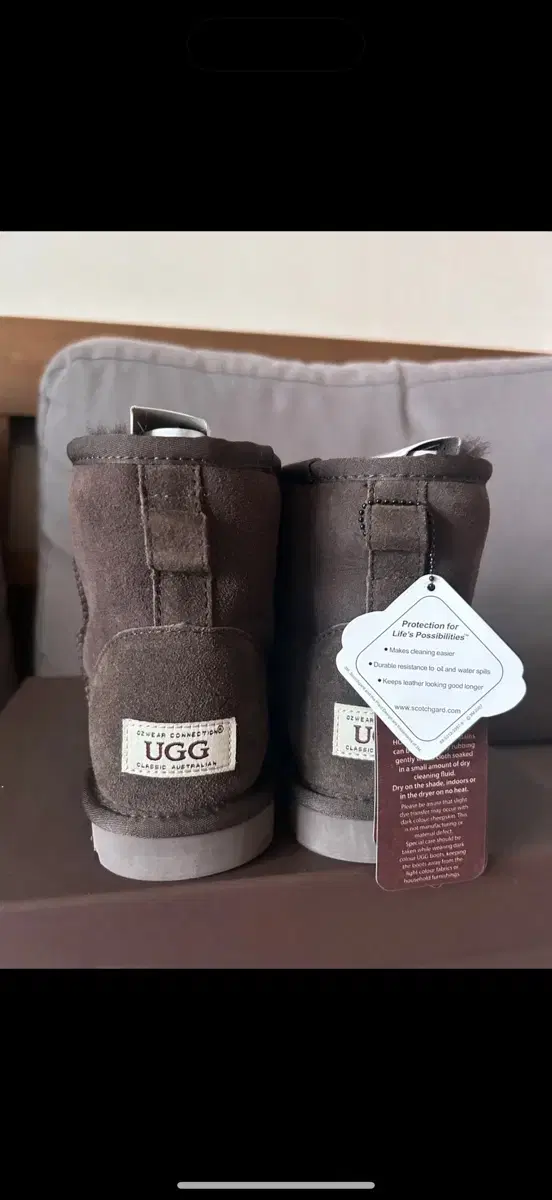 정품 어그부츠 미니 UGG 245