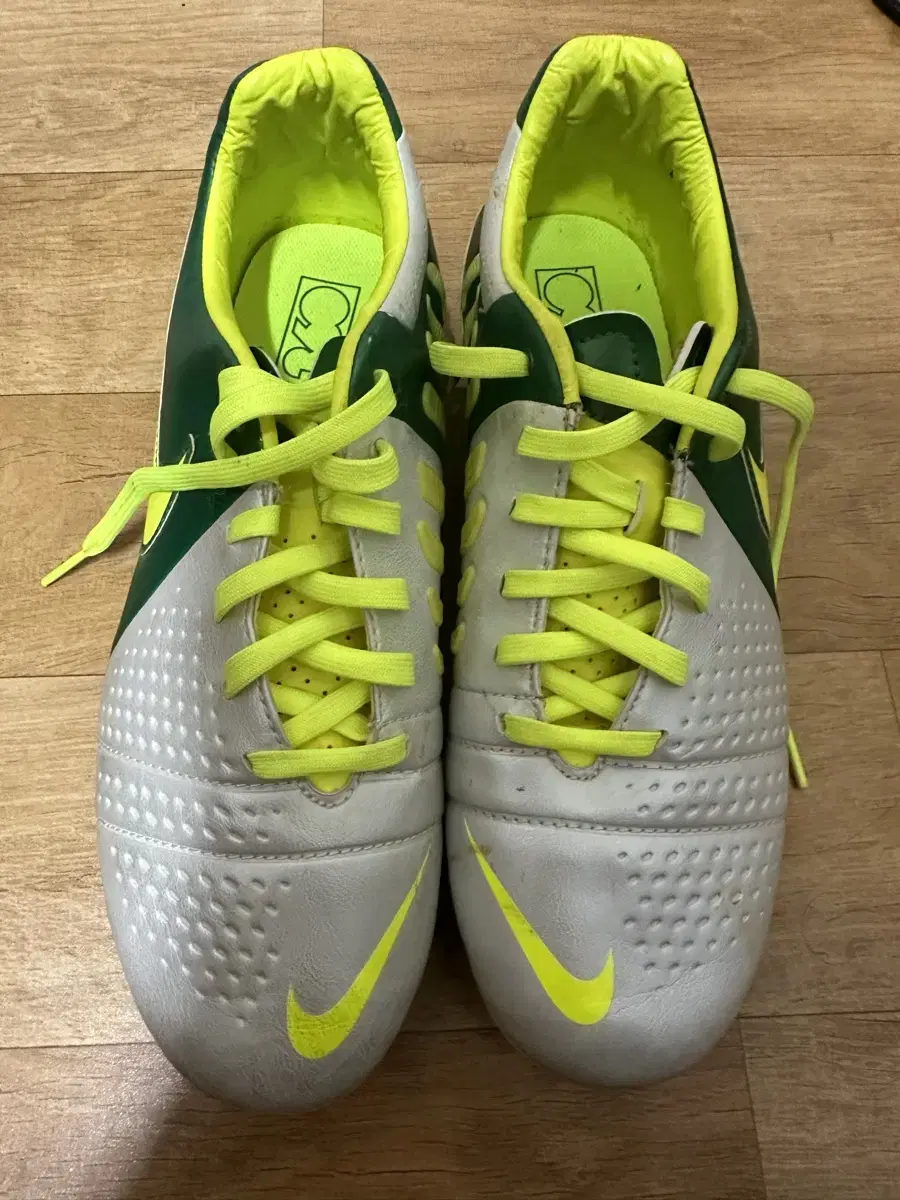 CTR360 구형 ag 250(제이케이 축구화)