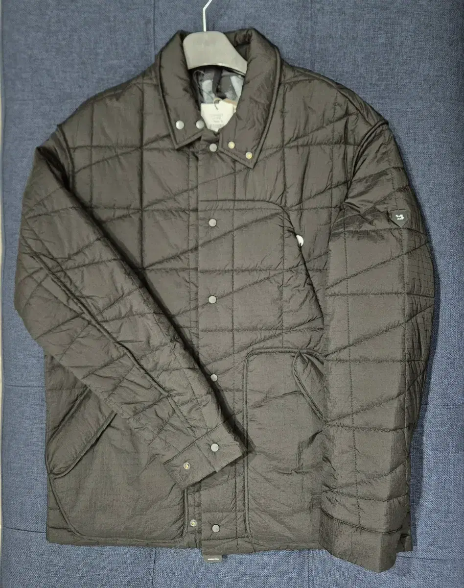 (New)series;(series) KRAKATAU Overfit Quilted Jacket Black