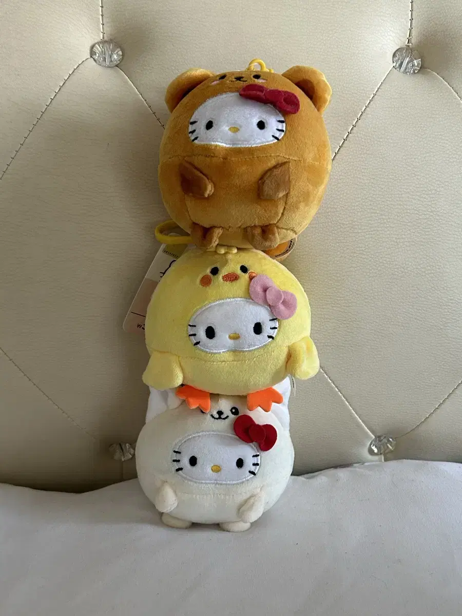 Hello Kitty Doll bulk 5,000 won