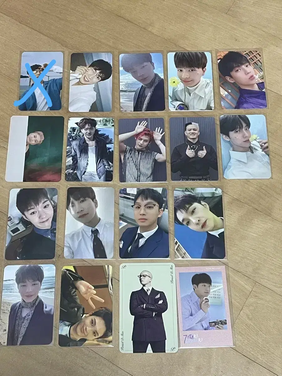 BTOB photocard sell it cheap (album as a bonus)