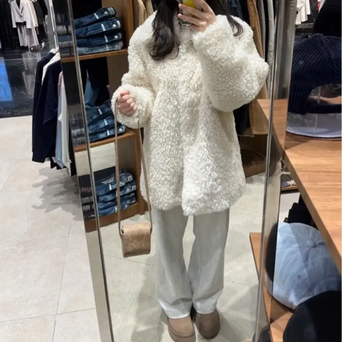 (착샷있음) 마리떼 W ECO FUR JACKET ivory