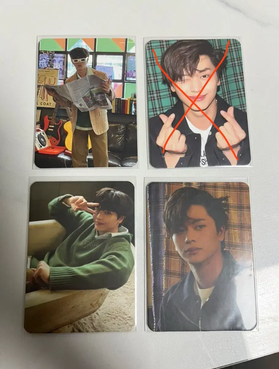 Yook Sungjae's solo album Yuk-A-Clark Photocard