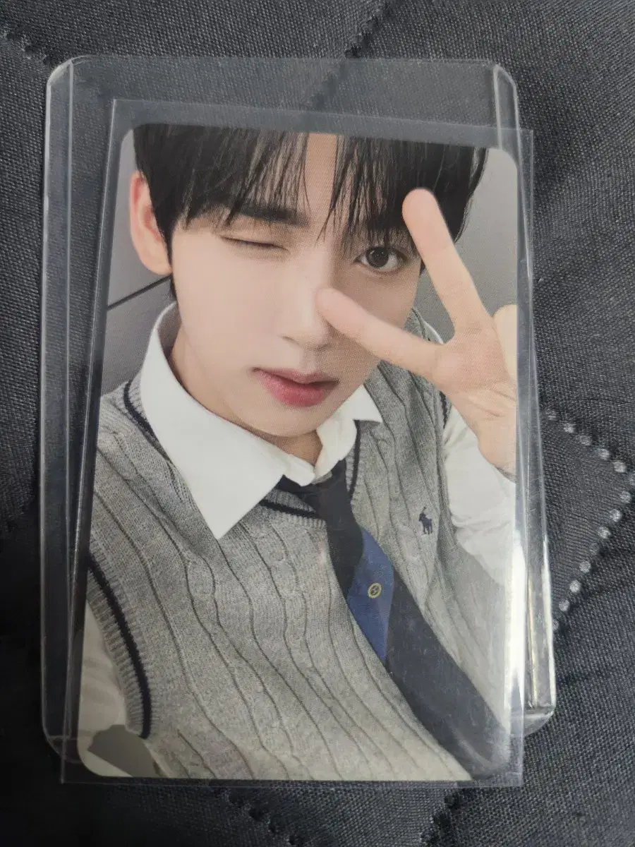 zerobaseone han yujin cgv japan photocard wts