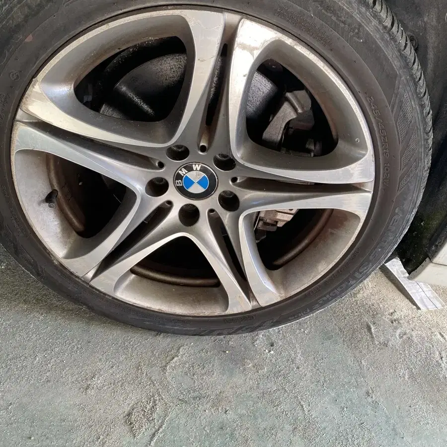 Bmw 별 휠 팝니다.