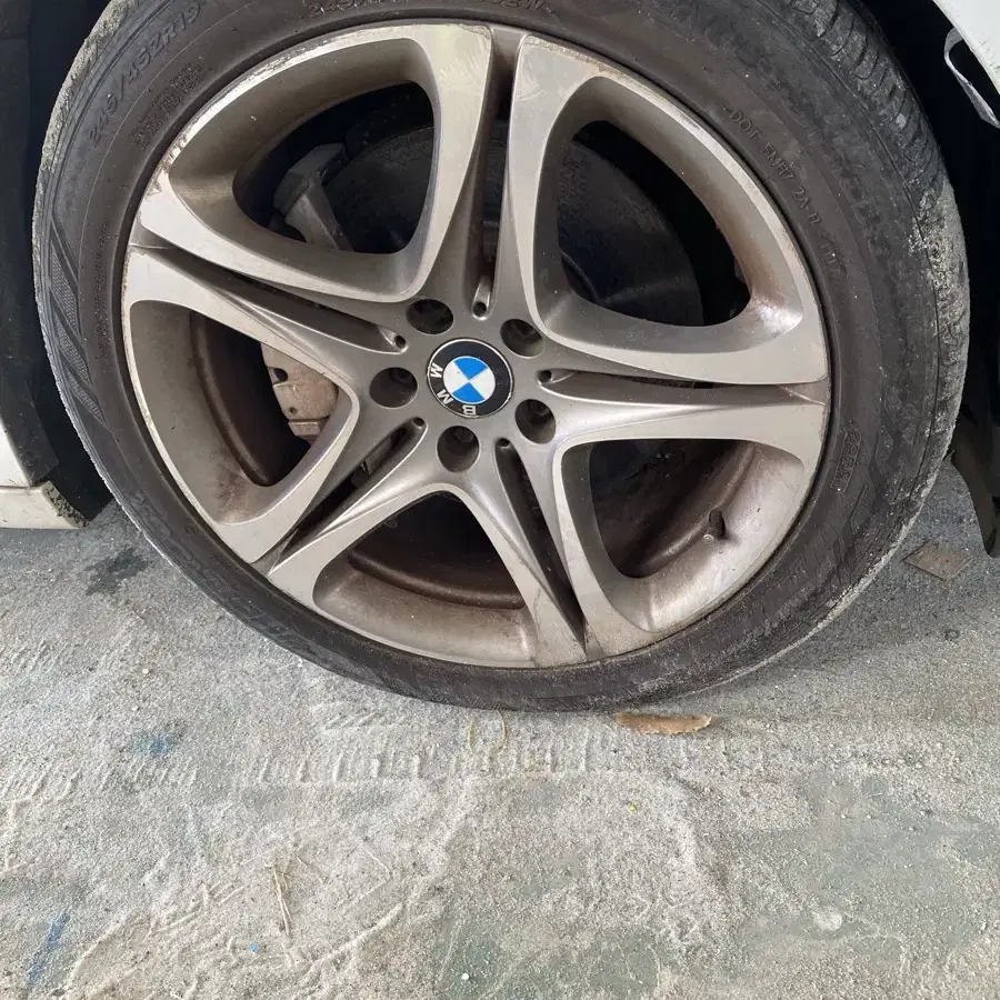 Bmw 별 휠 팝니다.