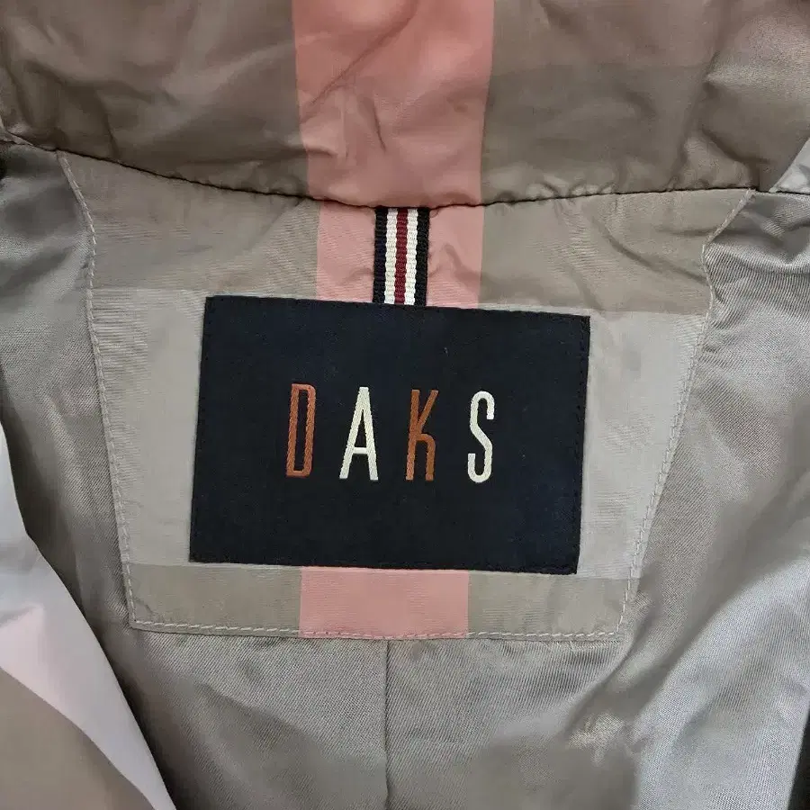 DAKS GOLF 닥스골프 여성용 골프웨어 후드 바람막이 점퍼