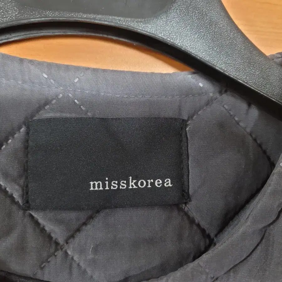 miss Korea 미스코리아 여성 라운드카라 경량 롱패딩