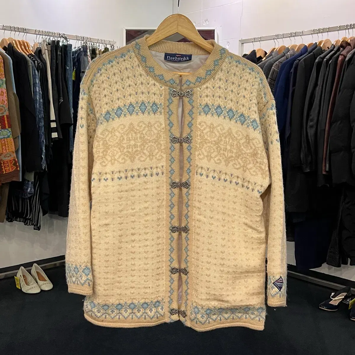 [Taupo] [L] Norostrikk Virgin Wool Nordic Knit Cardigan