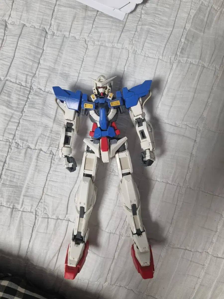 1/100 Gundam Exia