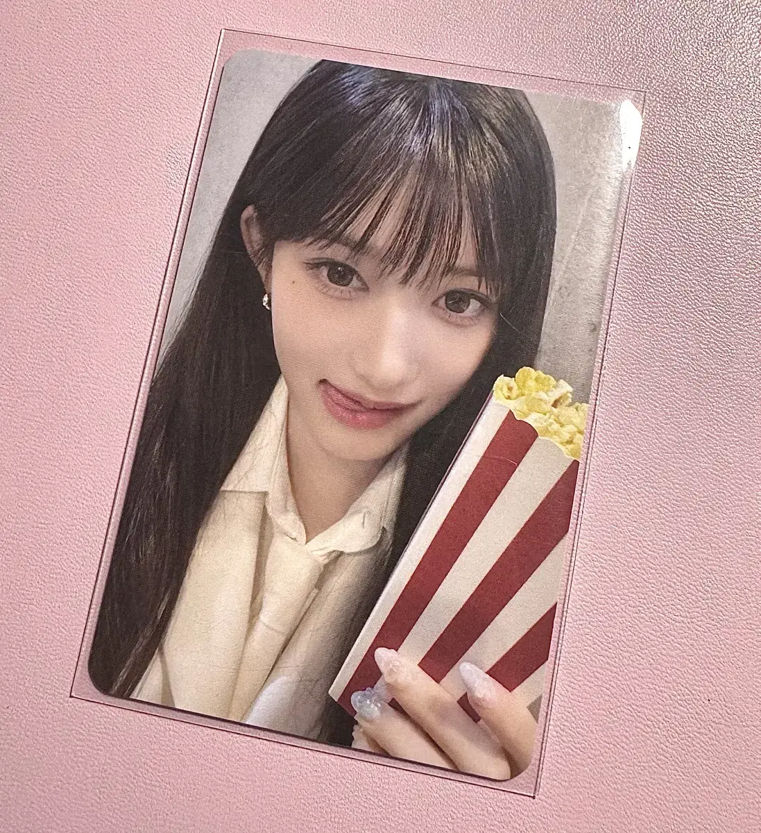 ive cinema popup store popcorn leeseo photocard