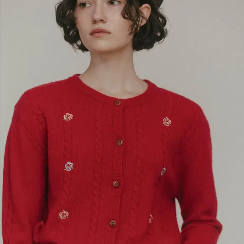 시엔느 Vintage Rose Cardigan (Red)