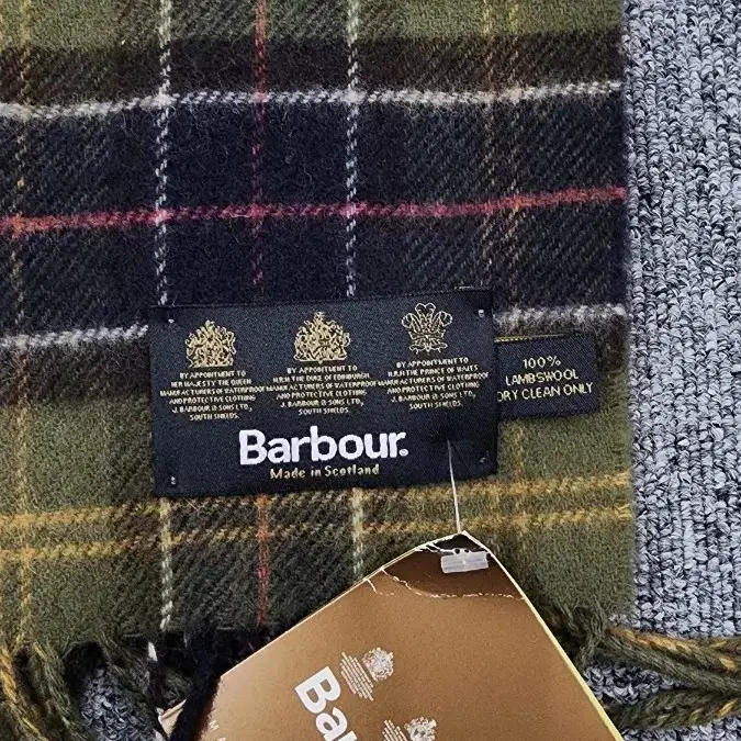 Barbour 바버 램스울 체크 머플러 목도리