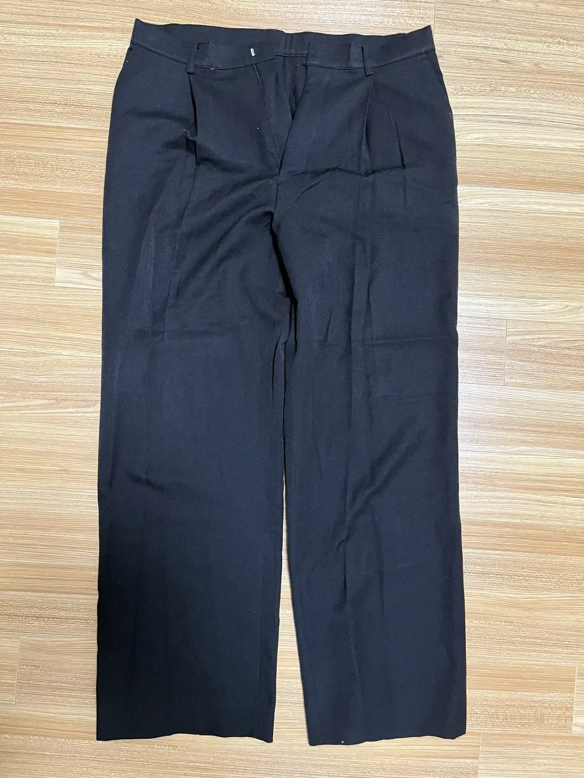 Breathable wide-leg slacks size M