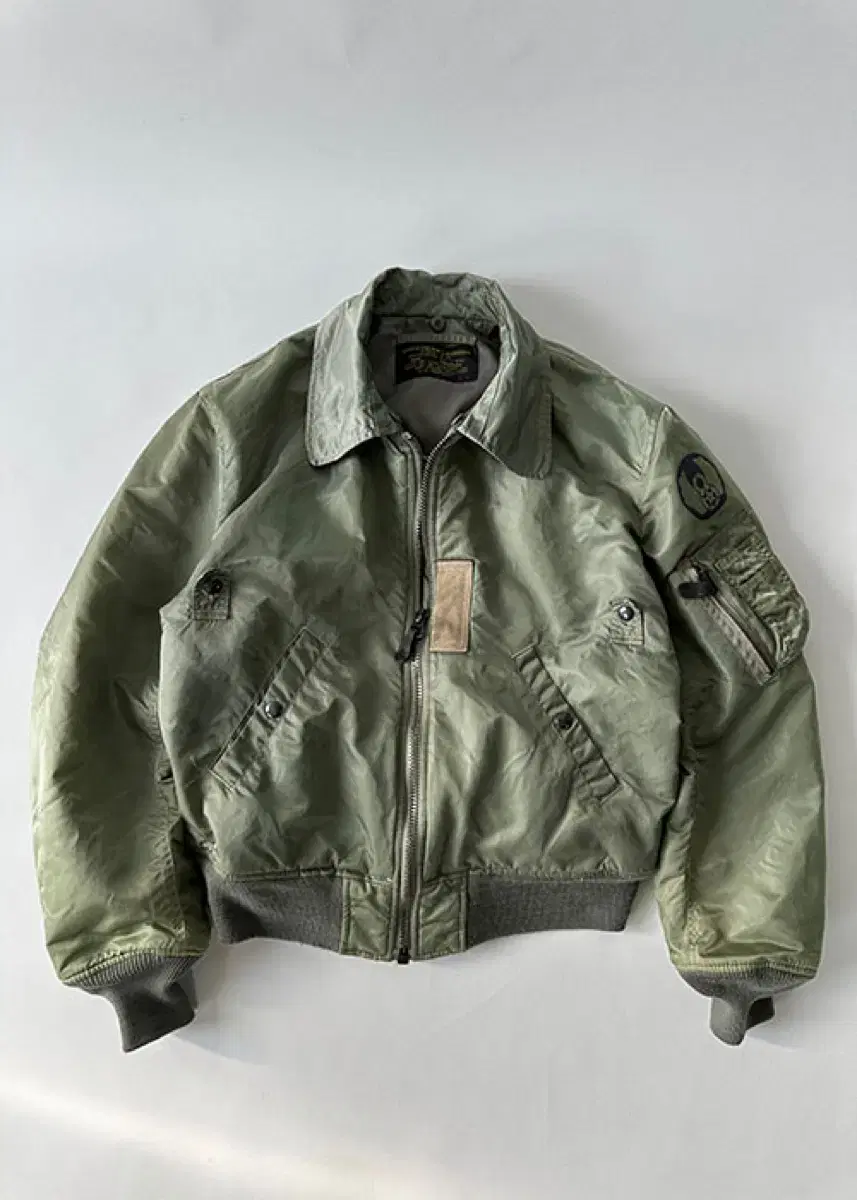 [M] U.S.A. U.S. Air Force B-15 Flight Aviation Jumper