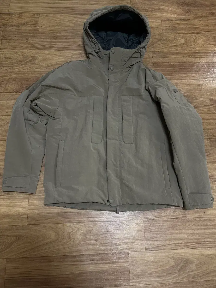 [95-100] Kolon Padded Jacket