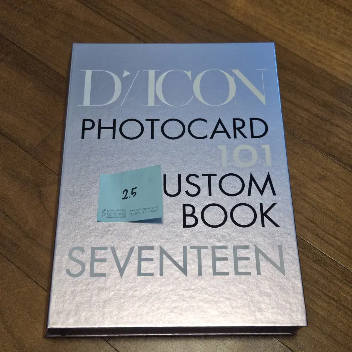 The Ikon Photocard 101 Custom Book