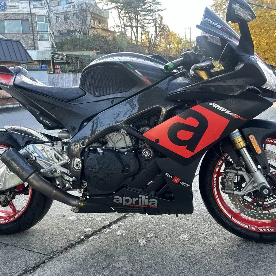 2017년식 rsv4 rr 팝니다.