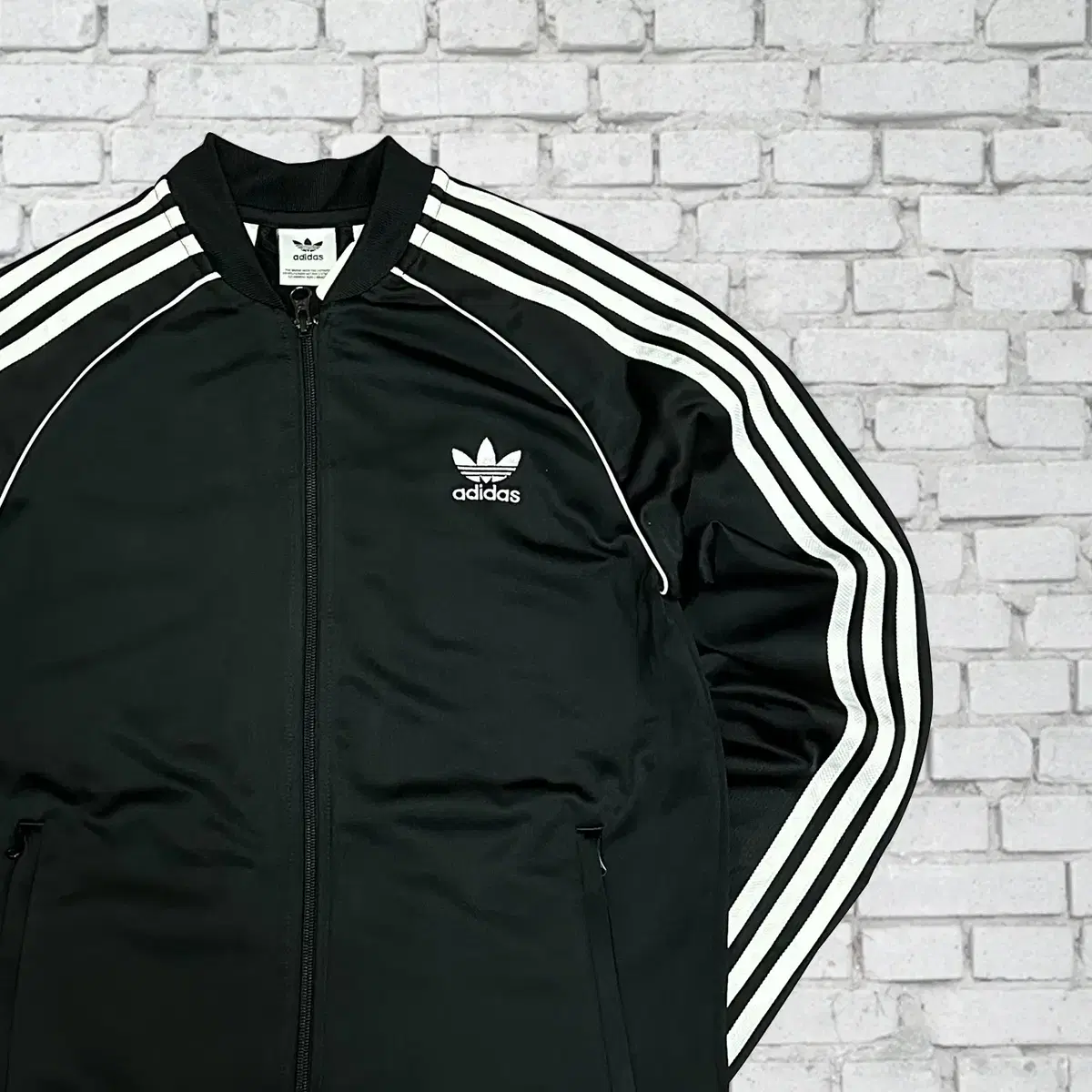 (1552) adidas new superstar jersey 170 (size M)