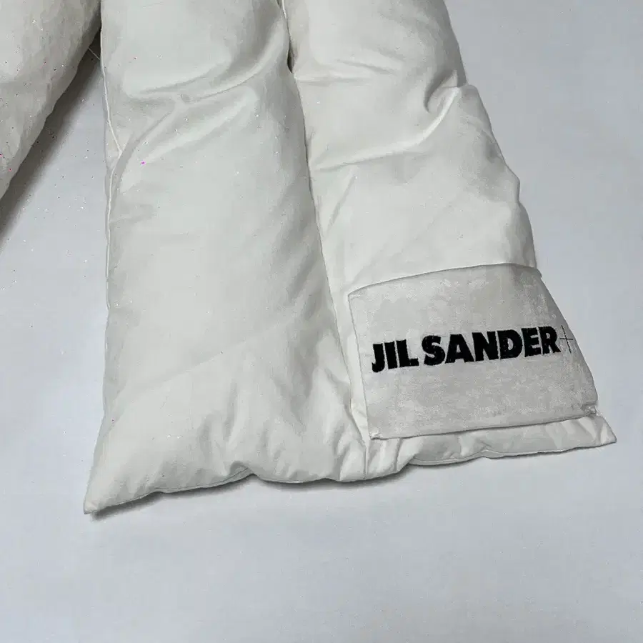 JIL SANDER 질샌더+down scarf 스카프 머플러 패딩목도리