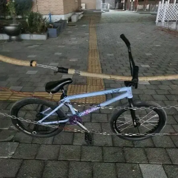 묘기용 bmx팔아요