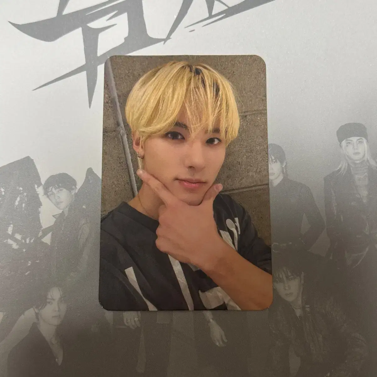 The Boyz eric weverse unreleased photocard photocard ERIC LORE AWAKE