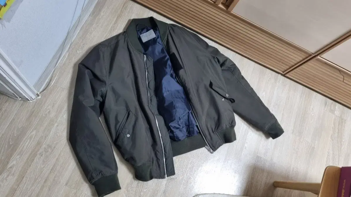 Zaraman Bomber Jacket