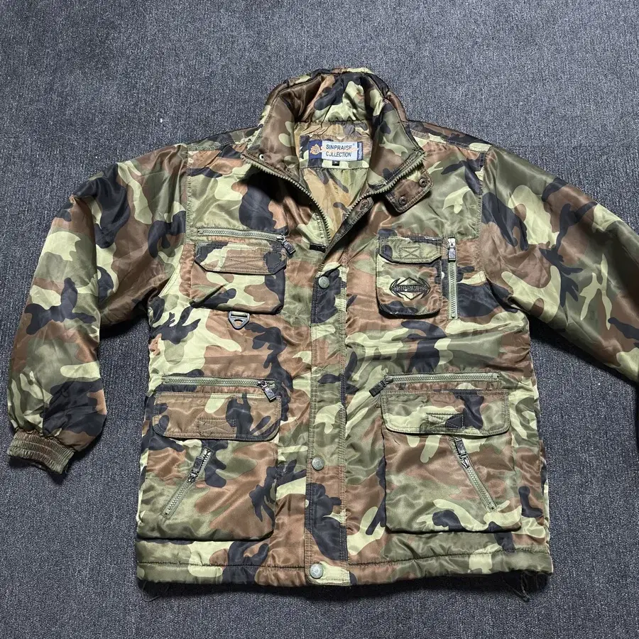 SINPRAISE CAMO 플라쥬 카모 패딩