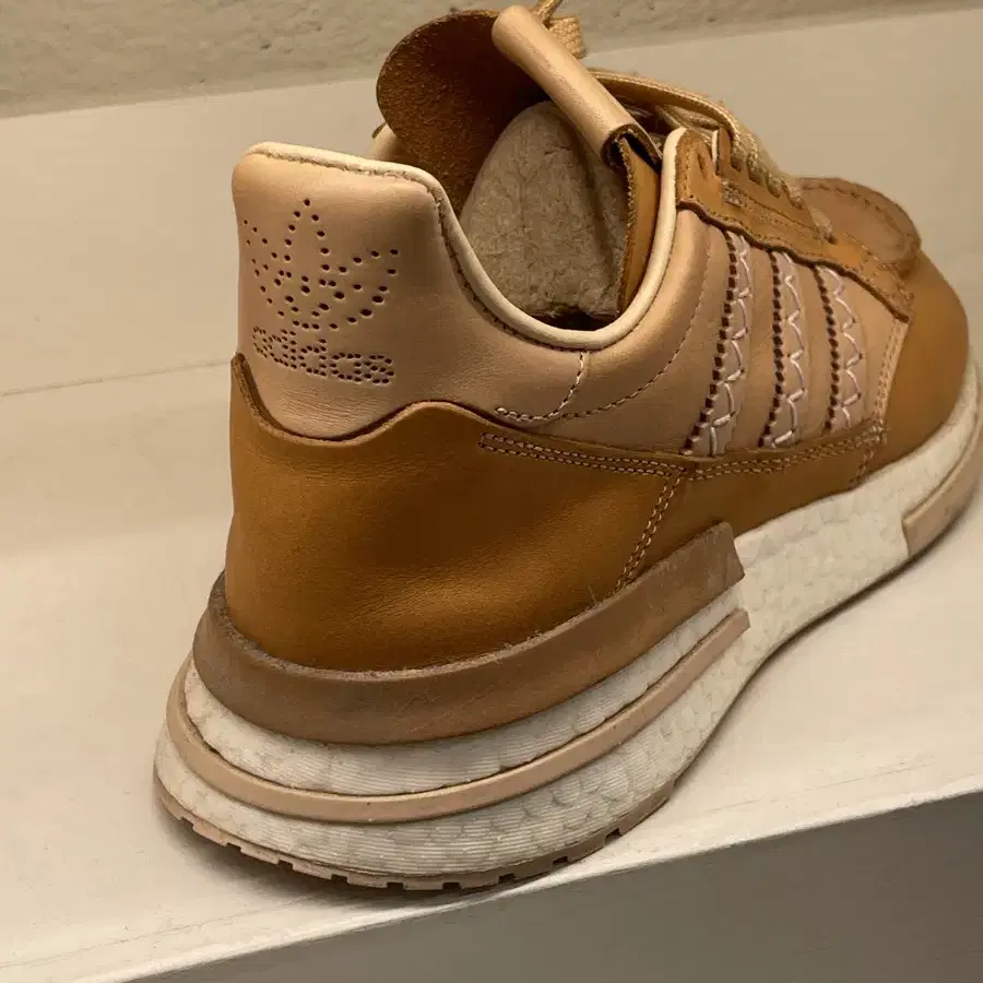 Hender Scheme x Adidas 핸더스킴x아디다스 ZX500