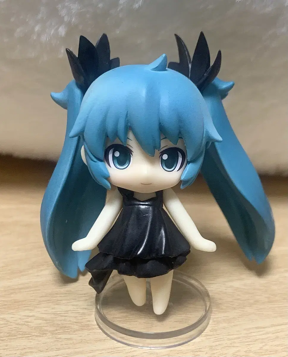 Vocaloid Hatsune Miku Deep Sea Girl Nendoroid Puchi Classic Figure Sells