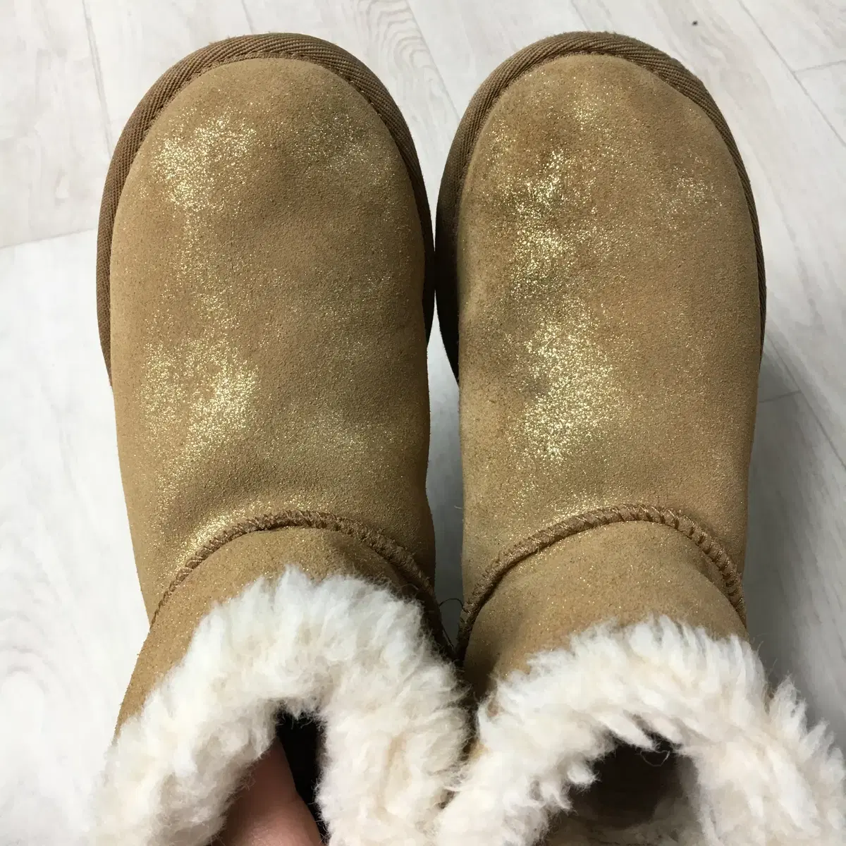 UGG 어그 글리터 부츠 220