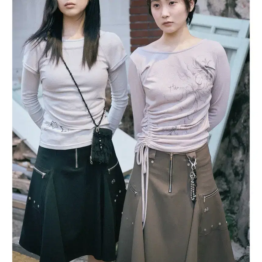 허그유어스킨 studed midi-skirt 블랙