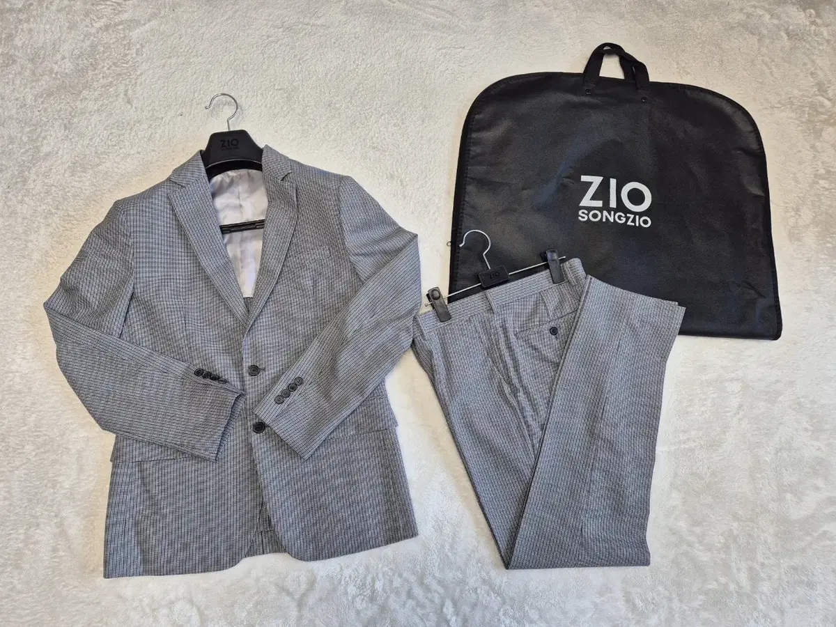 Geosongio Suit Set