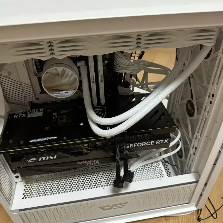 4070ti 본체 컴퓨터