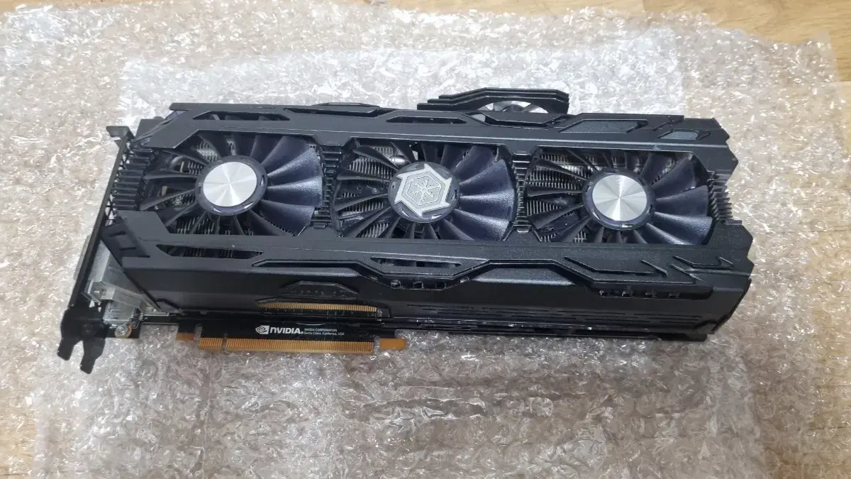 INNO3D GTX1080TI 11GB 팝니다