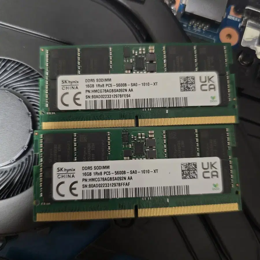 하이닉스 DDR5 RAM 노트북용 16X2 32GB 판매합니다.