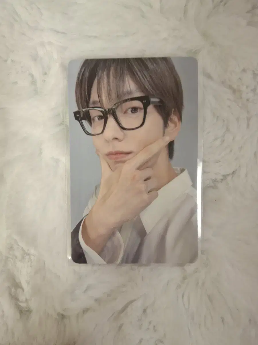 TXT soobin Sanctuary Sanctuary Studio Dance pre-order benefit photocard