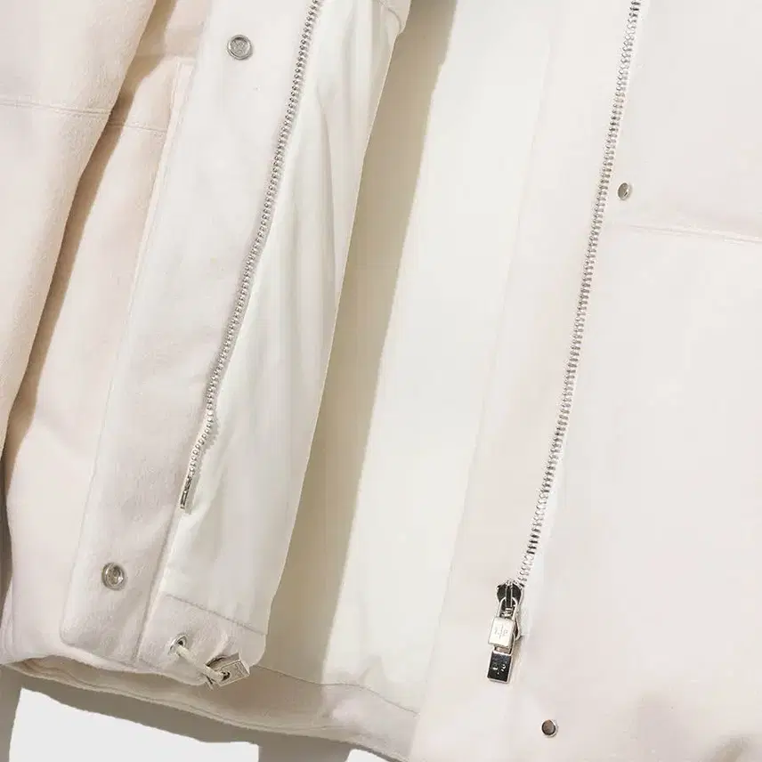 로로피아나 LORO PIANA down jacket 사진 3