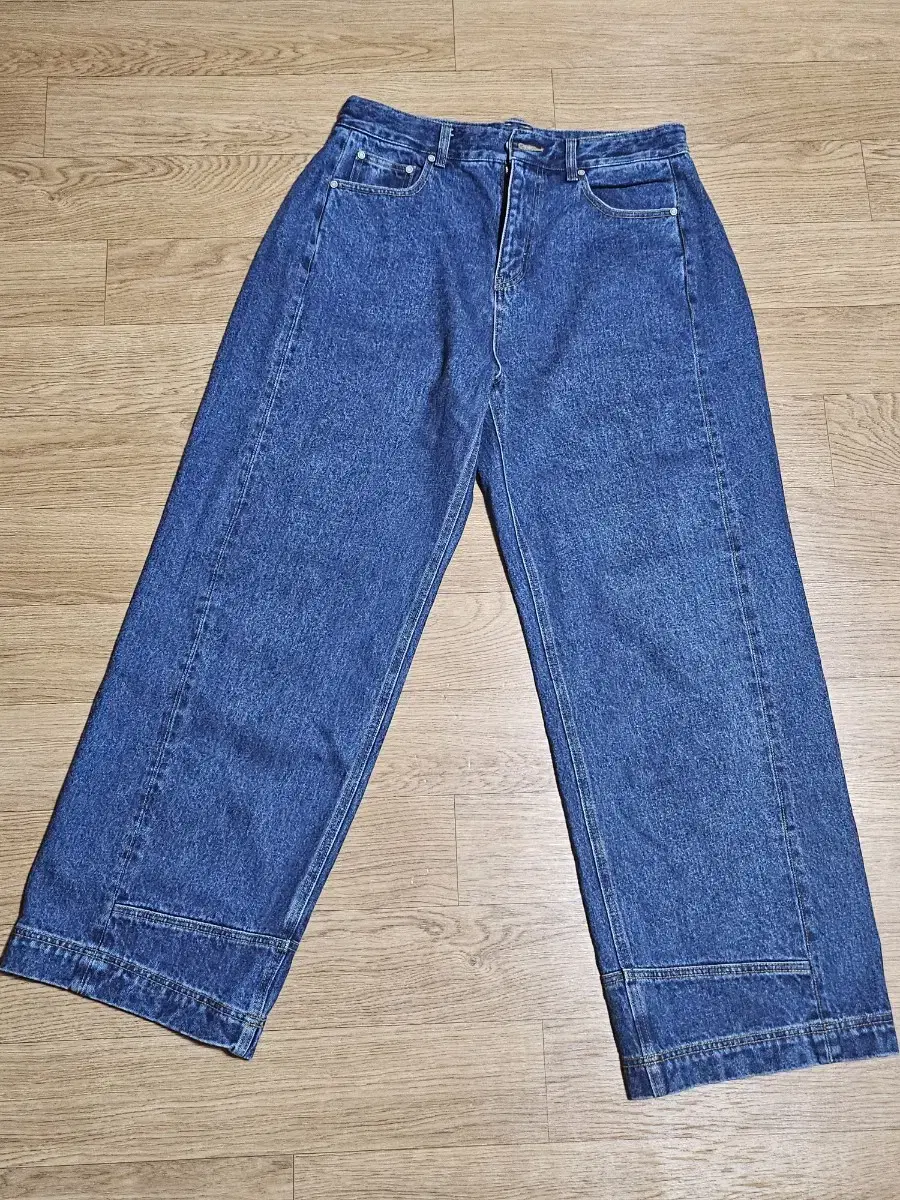 Take E.JI jeans for sale!