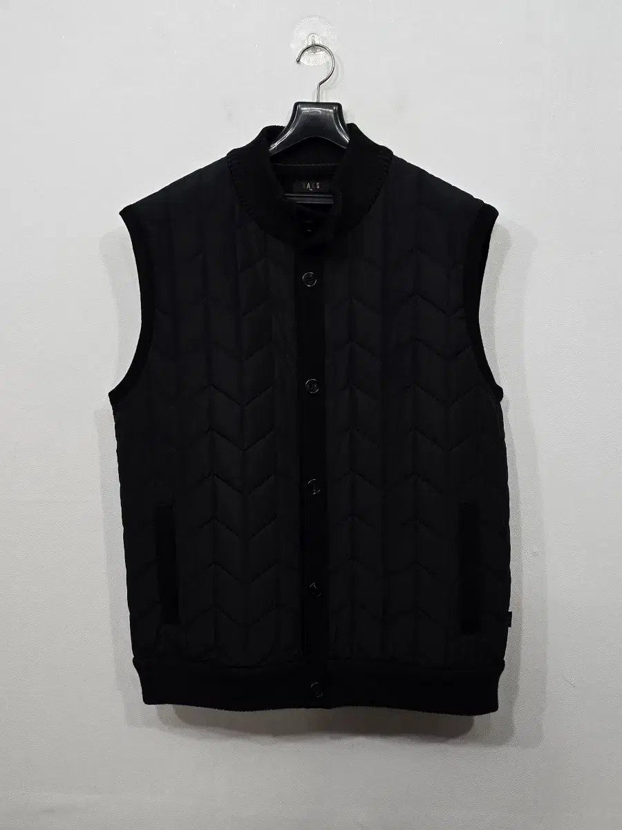 [110] Men's Dax Padded Knit Vest