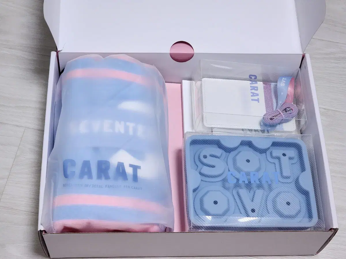 Four seventeen-carat merchandise.