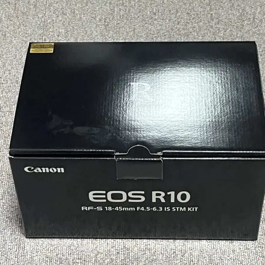 eos r10 카메라 판매합니다